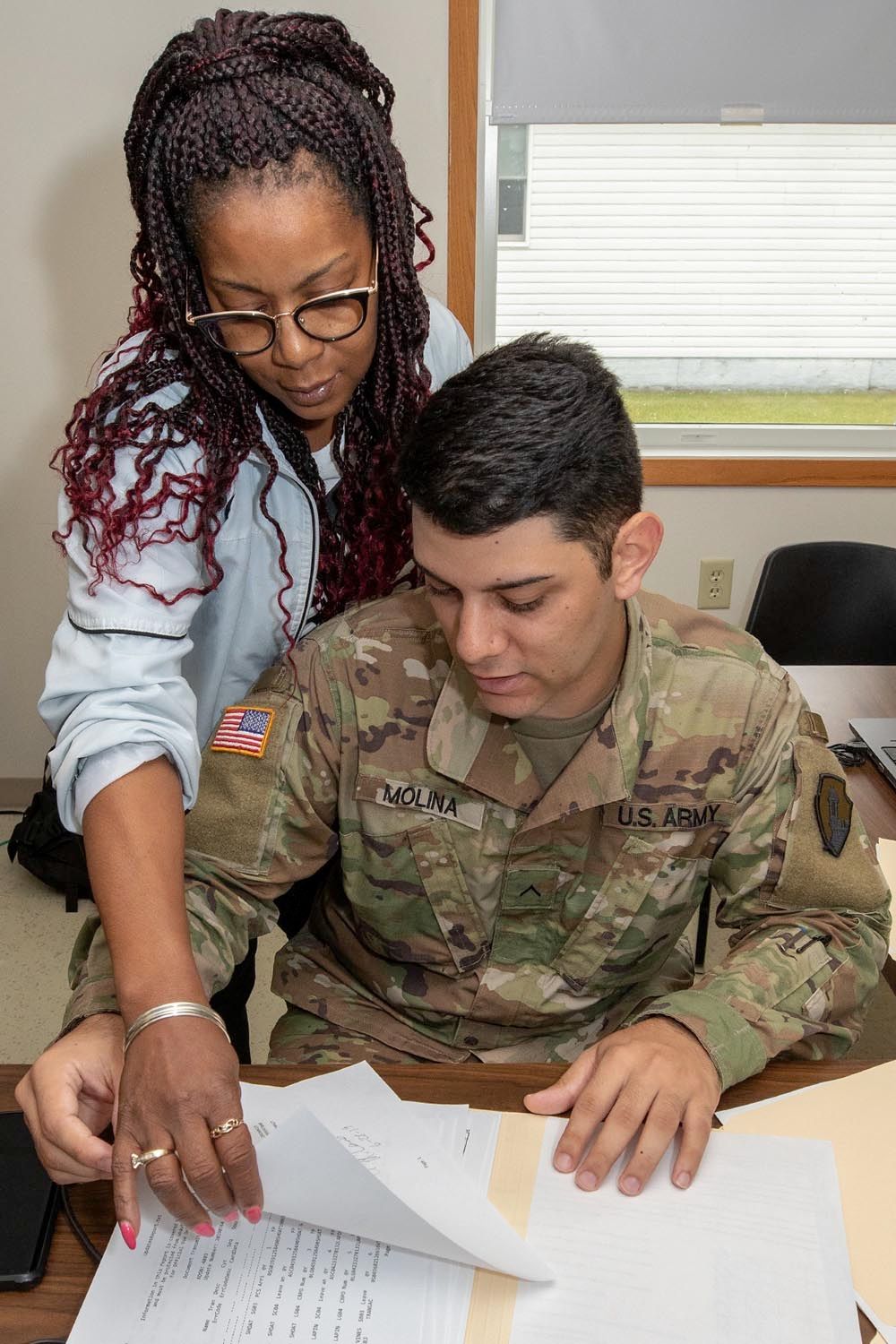 DFAS_paperwork_soldier.jpg